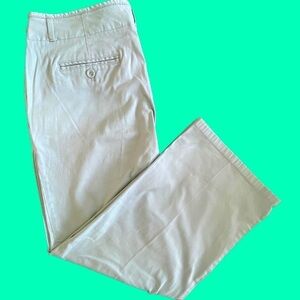 TALBOTS pale mint green signature slim crop pants